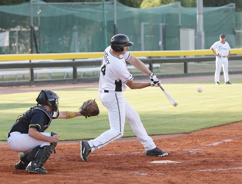 Blanenští baseballisté si připsali tři porážky s brněnskými týmy ve čtyřech dnech. V týdnu nestačili na favorita ligy Draky 0:5.