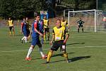 Fotbalisté Blanska porazili v úvodním zápase Rosice (ve žlutém) 3:1.