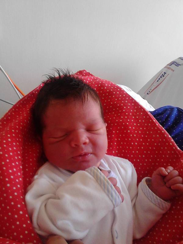 Hana Špačková, 51 cm, 3,43 kg, 22. 4. 2016, Lomnice, místní část Řepka.