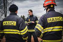 V soutěži první pomoci se utkali profesionální hasiči ze všech tří stanic Územního odboru Blansko, sešli se na stanici v okresním městě.