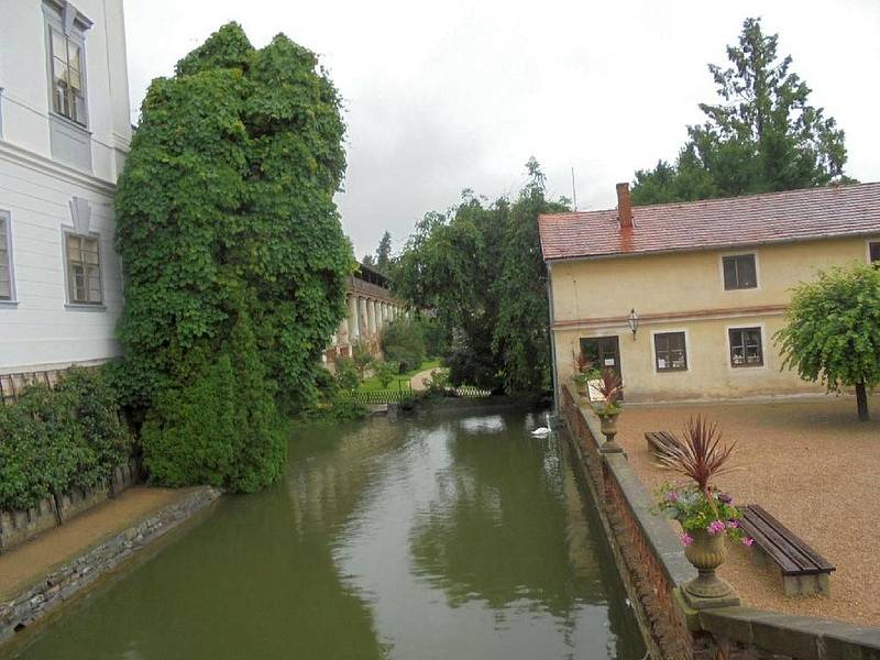 Vycházka adamovských turistů z Lysic.