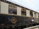 Blanskem projel legendární vlak Orient Express s půlhodinovým zpožděním.