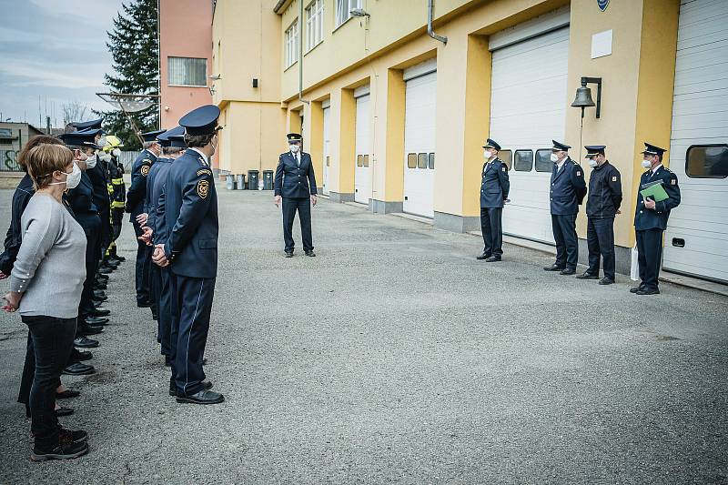 Blanenští hasiči se rozloučili s kolegou Jaromírem Klevetou. Jde do penze.