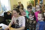 Děti ze Základní školy ve Vysočanech navštívily redakci Blanenského deníku Rovnost.