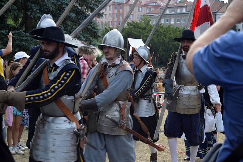 Při Dnu Brna se Kraví hora stala centrem vojensko-historického programu.