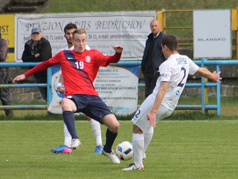 Ve 22. kole Fortuna Moravskoslezské ligy remizovali fotbalisté FK Blansko s 1. FC Slovácko B 1:1.