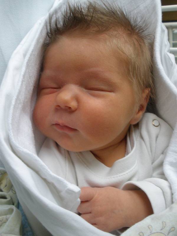 Jan Konečný, 54 cm, 4,41 kg, Boskovice, 16. 12. 2013 