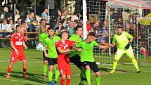 V utkání posledního kola krajského přeboru fotbalistů porazil již jistý vítěz Start Brno (červené dresy) Boskovice 5:2.