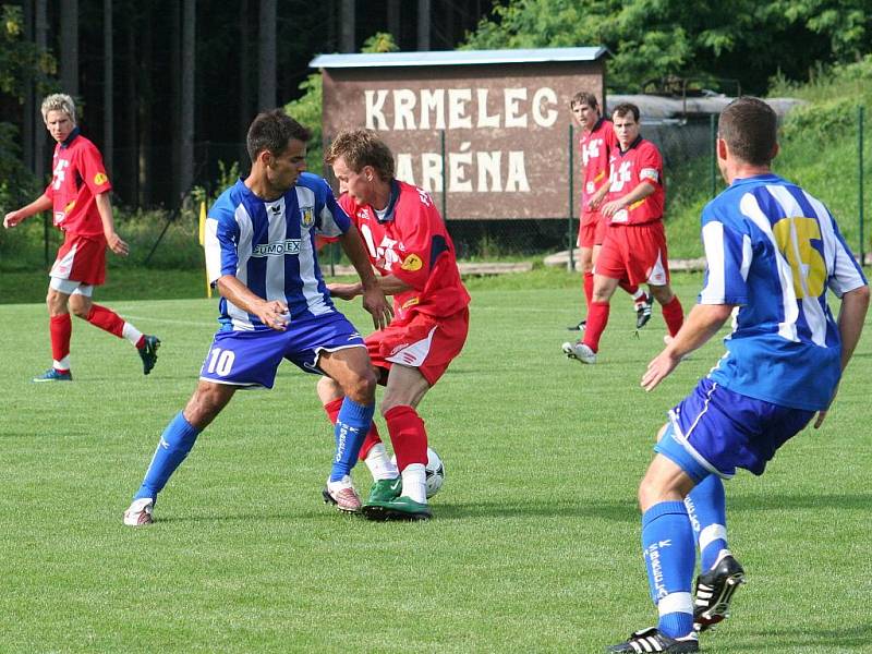 Blanenští fotbalisté nestačili v prvním kole Ondrášovka cupu na třetiligovou Břeclav. Po prohře 1:2 postupují dál Břeclavští. Góly padaly až ve druhém poločase. Hosté šli po kombinačních akcích do vedení 2:0 a dál hrozili z brejků.