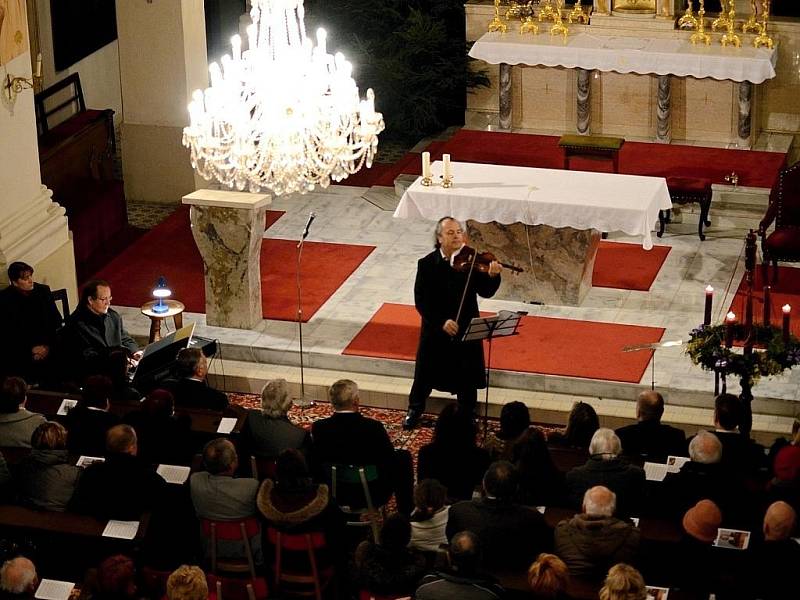 Koncert Václava Hudečka v Letovicích.