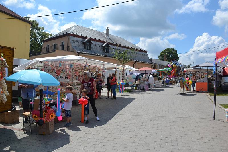 Ostrov u Macochy slavil tradiční hody.