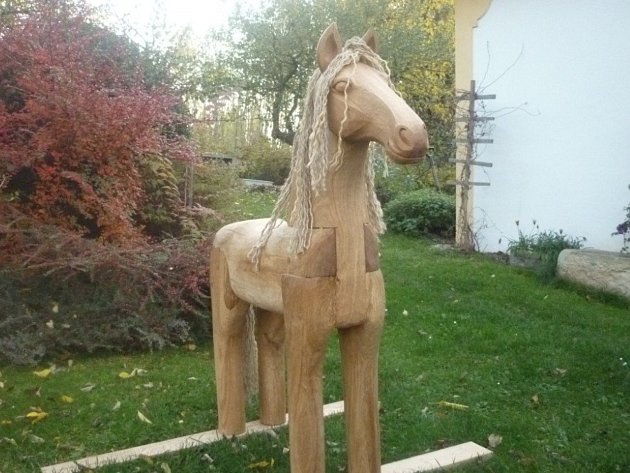 Dřevěný kůň.