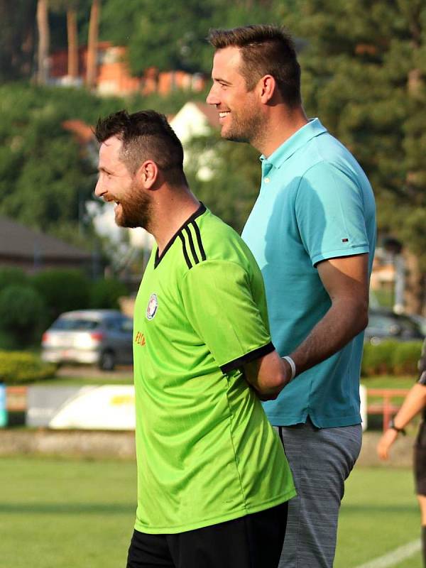 Další domácí porážku utrpěli v krajském přeboru fotbalisté Boskovic (zelené dresy). Po špatném druhém poločase podlehli Tatranu Bohunice vysoko 0:4.