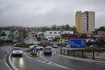 Centrum Blanska ochromí uzavírka. Rondel u nového přemostění v ulici Svitavská je rozbitý. V pondělí ho začnou dělníci opravovat.