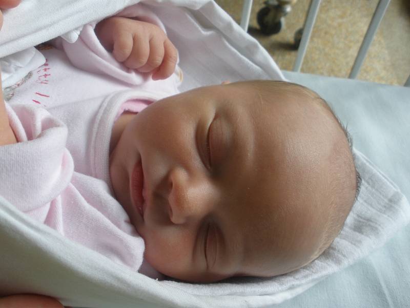 Alice Gilková, 48 cm, 3,37 kg, Kořenec, 20. 9. 2014 