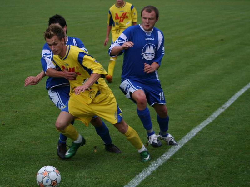 Fotbalisté Blanska remizovali s Boskovicemi 0:0. Kapitán domácích Libor Němec neproměnil v prvním poločase penaltu.