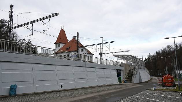 Rekonstrukce železničního koridoru mezi Brnem a Blanskem za šest miliard korun míří do finále. Vlaky tudy začnou po roční výluce znovu jezdit 11. prosince.