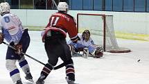 Hokejisté Dynamiters Blansko podlehli v derby boskovické Minervě 2:3.