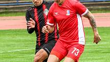 Blanenští fotbalisté (v červeném) v neděli podlehli Viktorii Žižkov 1:2.