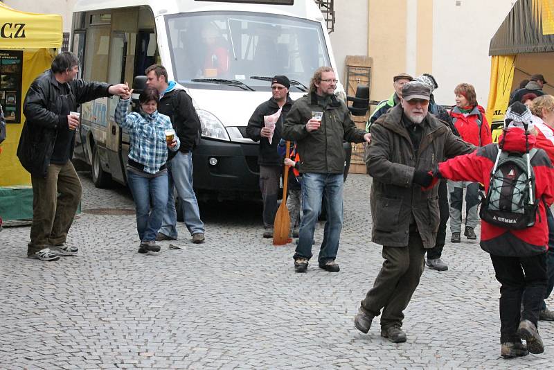 Zahájení sezony v areálu pivovaru v Černé Hoře.