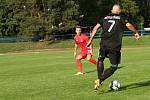 Blanenští fotbalisté (v červeném) v reprezentační přestávce podlehli v přípravném utkání Třinci 0:1.