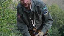 Radovan Mezera působí už téměř deset let jako dobrovolný strážce ochrany přírody v Moravském krasu.