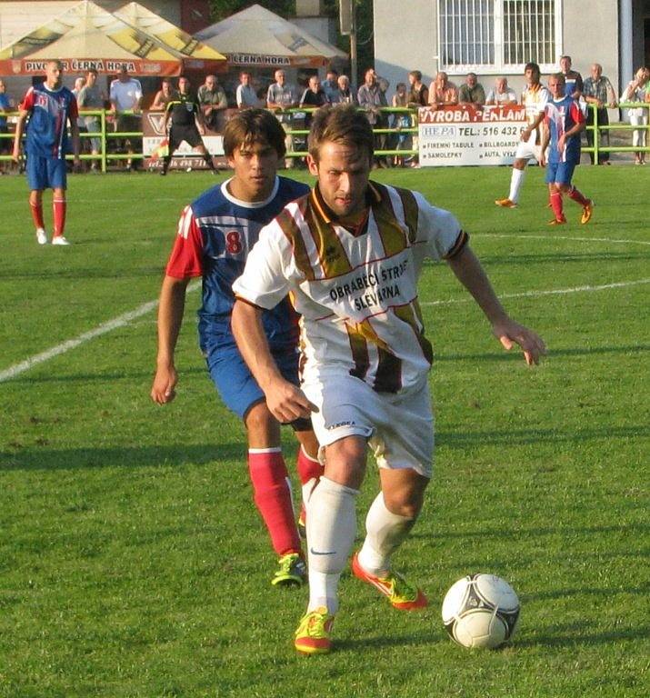 Fotbalisté Blanska  porazili Kuřim 2:1 a jsou v čele krajského přeboru.