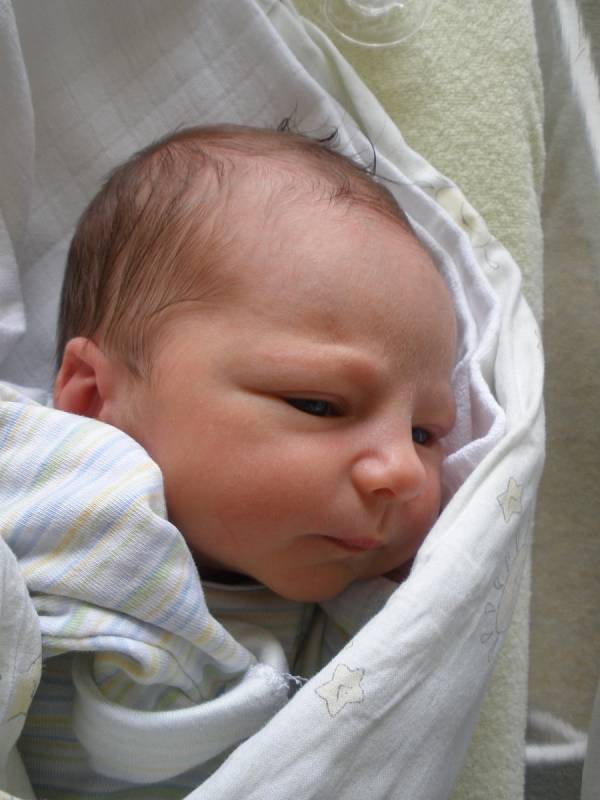 Kryštof Šot, 48 cm, 2,86 kg, 23. 4. 2016, Žďárná.