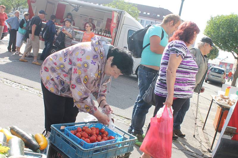 Farmářské trhy se budou v Blansku konat každých čtrnáct dní až do druhé poloviny prosince.