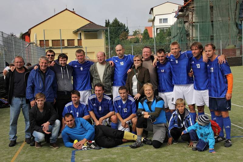 V derby prvního s druhým týmem 1. Italcars ligy v malé kopané vyhrál Sadros Boskovice 3:1.