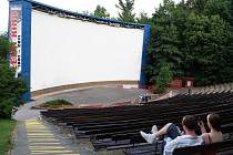 Přírodní amfiteátr s letním kinem v Boskovicích.