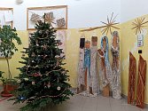 Žáci základní školy v Blansku vytvořili tradiční i méně tradiční vánoční dekoraci.