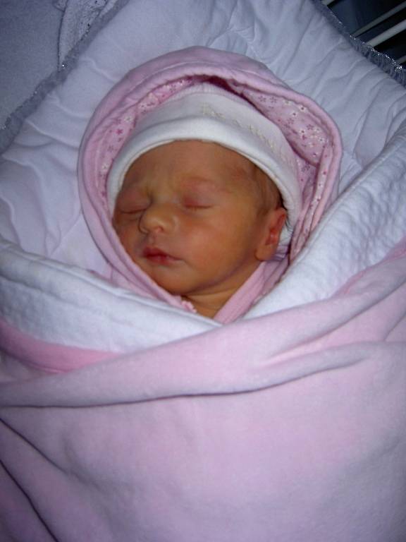 Isabela Číhalová, 47 cm, 2,60 kg, Kunice, 25. 1. 2014