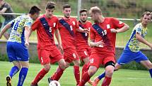 V utkání D skupiny Moravskoslezské divize prohráli fotbalisté FK Blansko (červené dresy)  doma s MSK Břeclav 1:2.