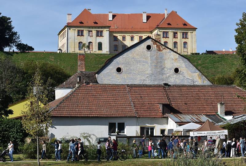 V Kunštátu uspořádali tradiční Hrnčířský jarmark. Už po osmadvacáté.