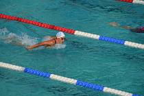 Dálková plavkyně Silvie Rybářová má bronz z mistrovství republiky. V bazénu v pražském Podolí dohmátla jako třetí na dvoustovce motýlkem. Na osmistovce kraul skončila čtvrtá. Příští týden poplave pětadvacet kilometrů na mistrovství světa. 