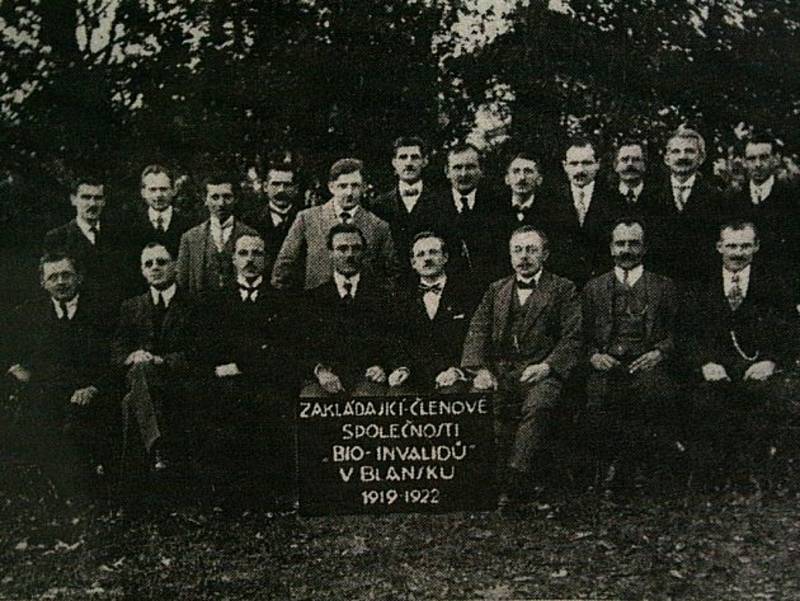 Zakládající členové společnosti Bio invalidů v Blansku 1919 - 1922.