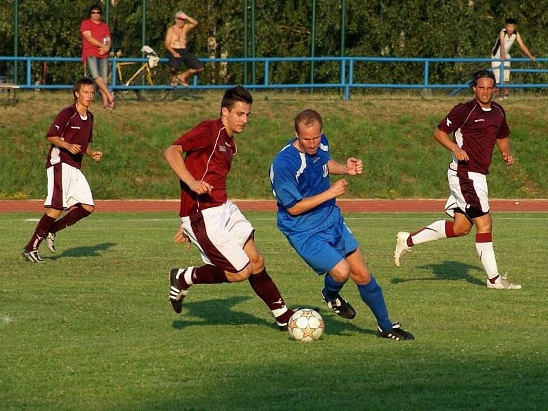 V prvním přípravném zápase před startem podzimní části divize remizovalo Blansko doma se Spartou Brno 4:4.