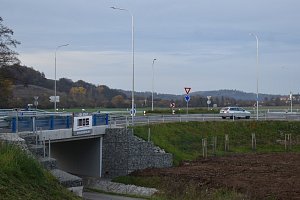 Průtah Rájcem-Jestřebí na Blanensku je prakticky hotový a průjezdný.