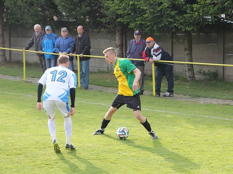 Fotbalisté Ráječka porazili Kuřim 6:1 a v krajském přeboru se vyšvihli na třetí místo.