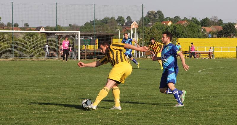 Fotbalisté Vilémovic remizovali s Jedovnicemi 1:1.