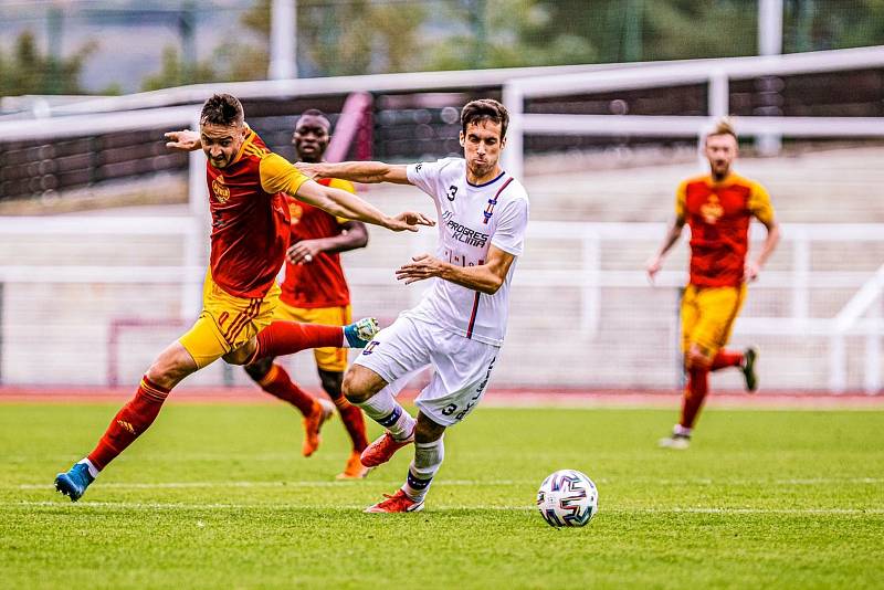 6. kolo F:NL: FK Dukla Praha (červeno-žlutá) - SK Líšeň. Foto: Facebook FK Dukla Praha