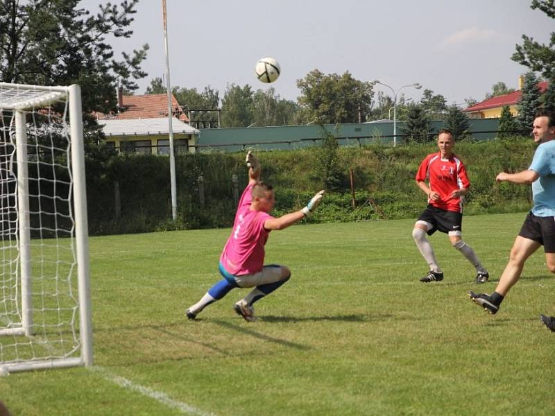 Futsalový turnaj na trávě Carpe Diem Cup vyhrál tým FPO Blansko.