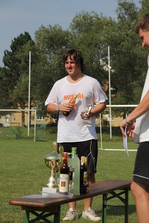 Futsalový turnaj na trávě Carpe Diem Cup vyhrál tým FPO Blansko.