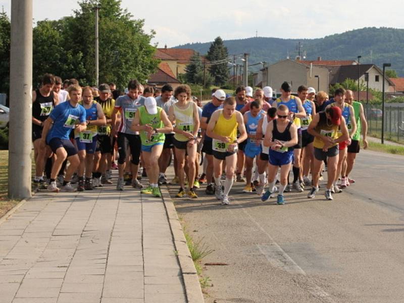 Třetí závod Hraběnka Cupu.