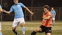 V posledním podzimním utkání krajského přeboru fotbalistů porazil FC Boskovice (v modrém) tým FC Ivančice 4:1.