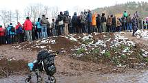 Ve Skalici nad Svitavou se v sobotu bojovalo. Vojenští nadšenci tam předvedli bitvu z druhé světové války.