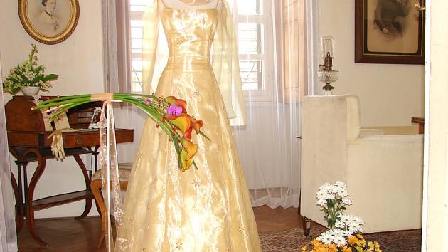 výstava svatebních šatů - Rájec - Jestřebí