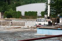 Rekonstrukce boskovického koupaliště pokračuje.