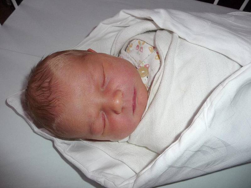  Jolana Charvátová, 50 cm, 3,72 kg, 23. 2. 2011, Adamov.